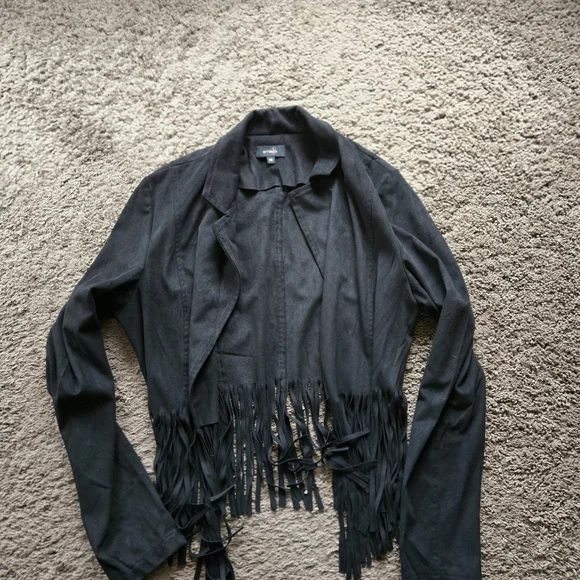 Elegant Black Fringe Blazer - Picture 1 of 3